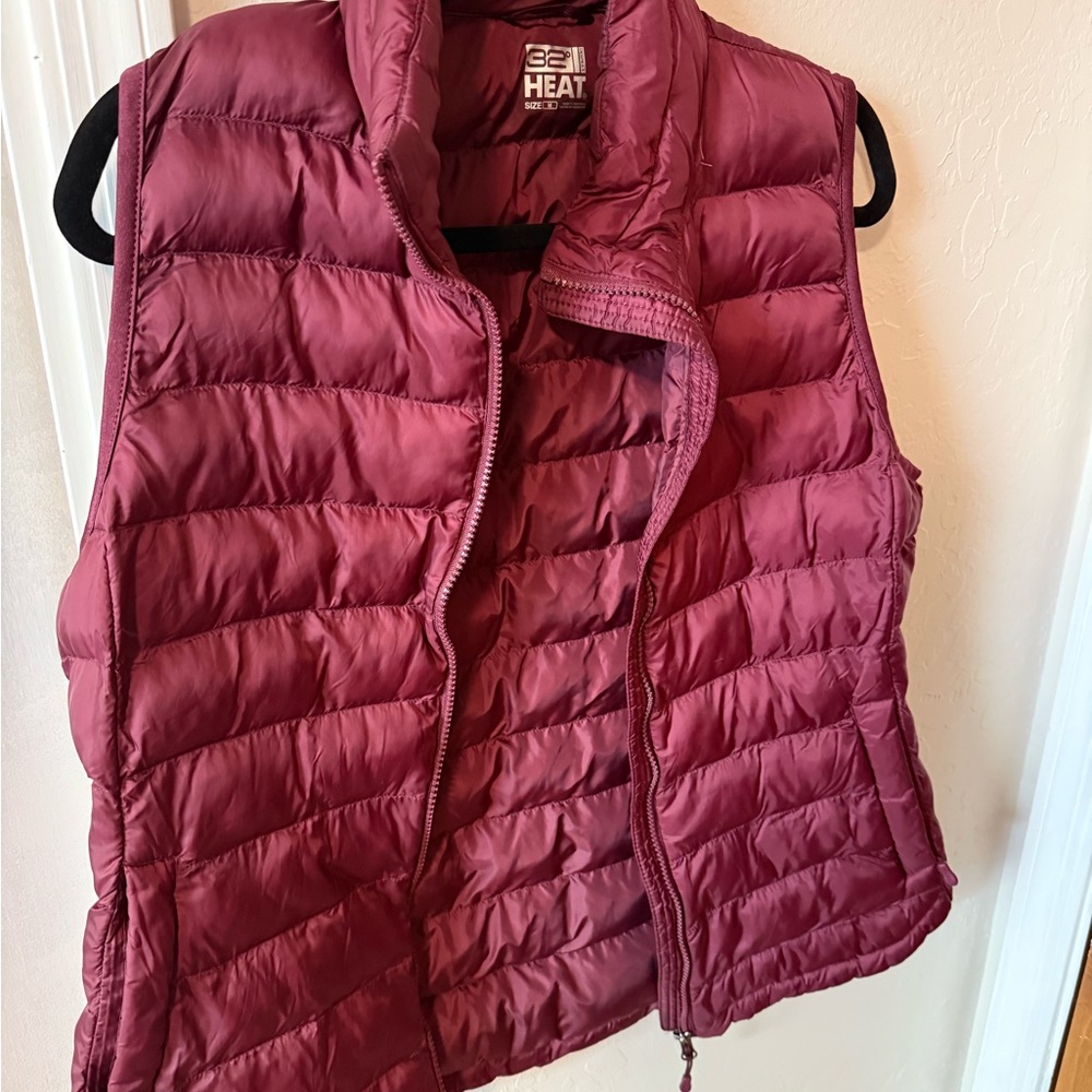 32 Degrees Red Quilted Puffer Vest